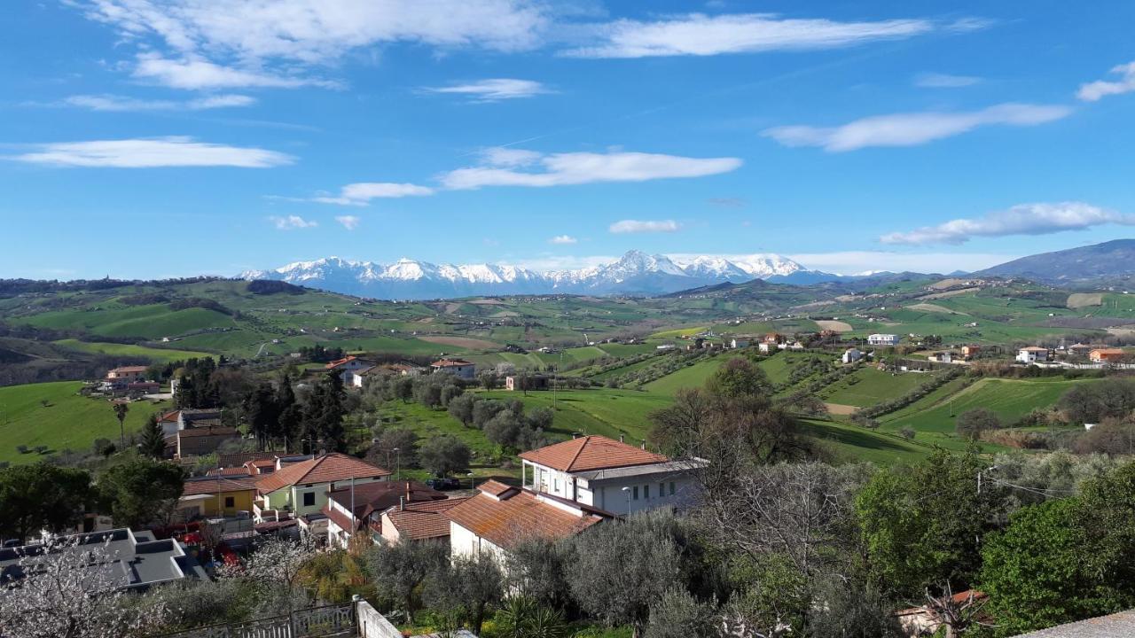 Bed And Breakfast La Pecora Rosa Sant'Omero Luaran gambar