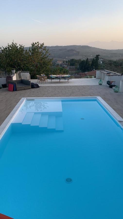Bed And Breakfast La Pecora Rosa Sant'Omero Luaran gambar