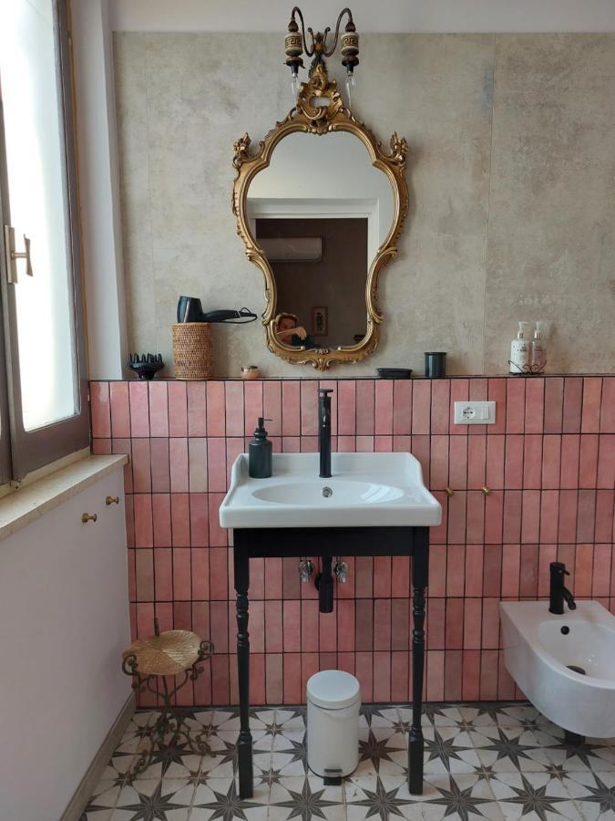 Bed And Breakfast La Pecora Rosa Sant'Omero Luaran gambar